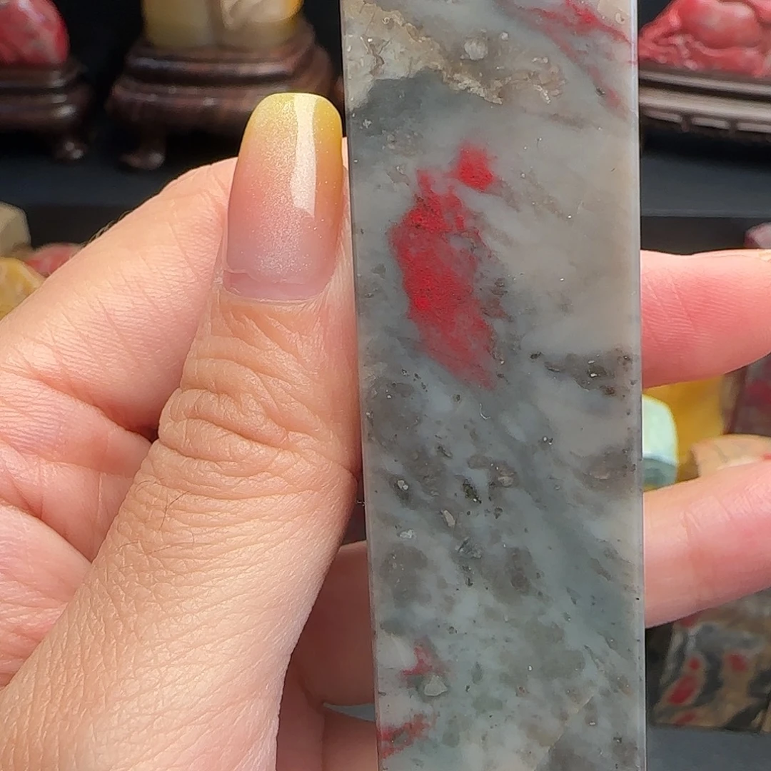 昌化石昌化鸡血石