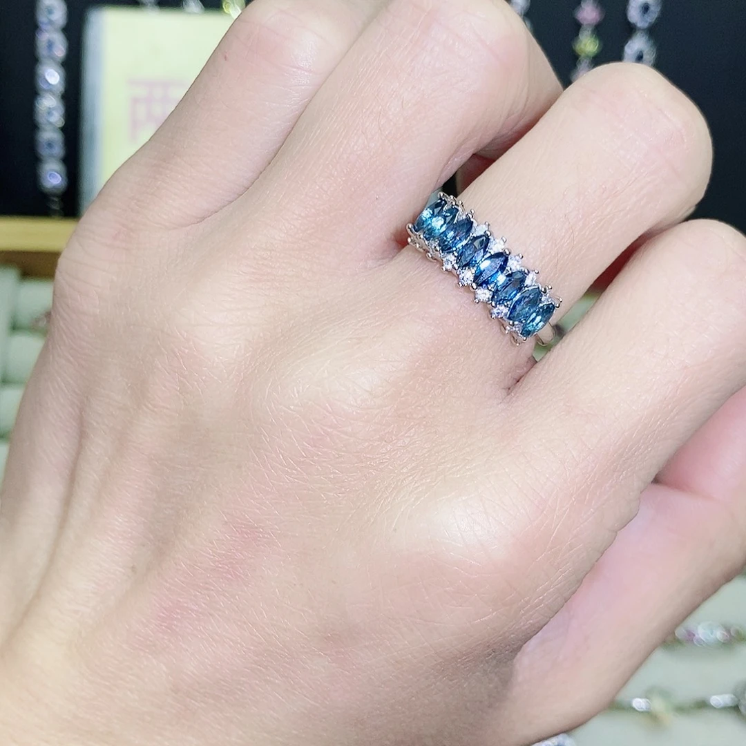 未镶嵌戒指托帕石