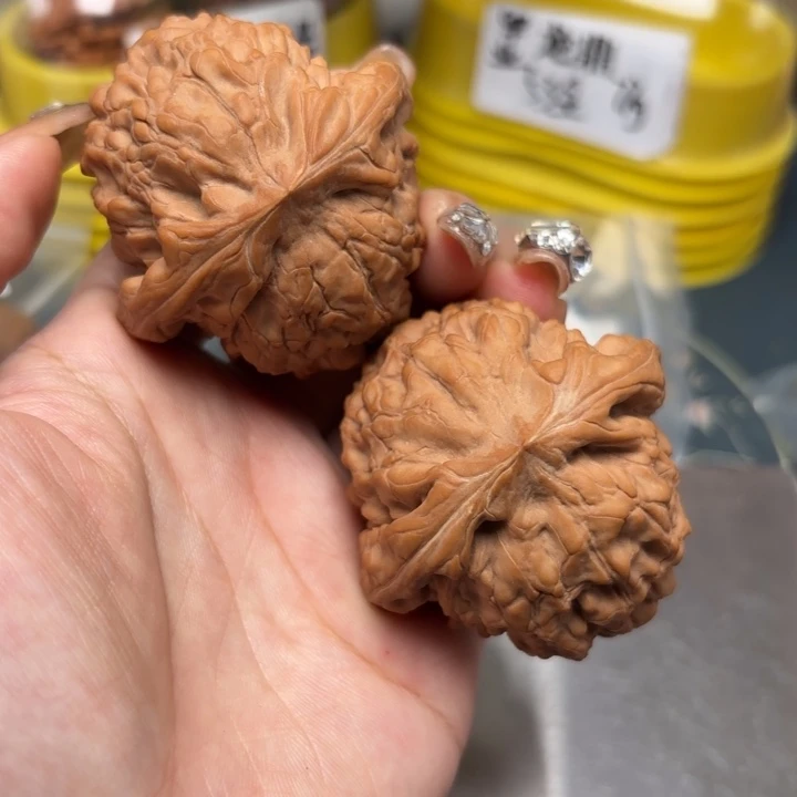 文玩核桃吊坠53-28064-02