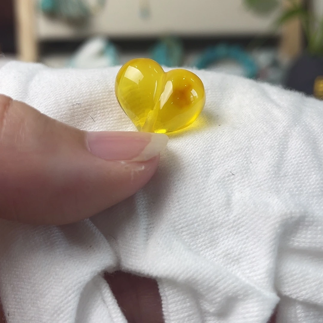 南红玛瑙配饰未镶嵌