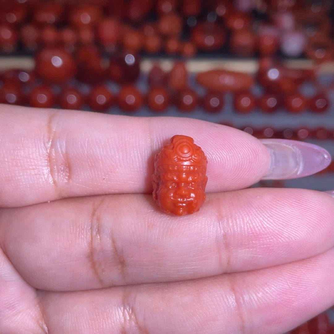 南红玛瑙未镶嵌黄财神