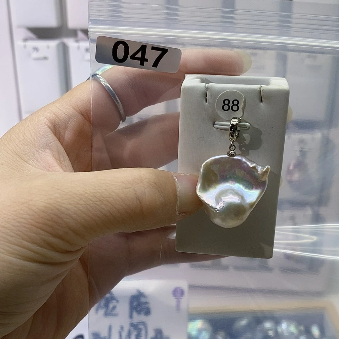 淡水珍珠合金颈饰