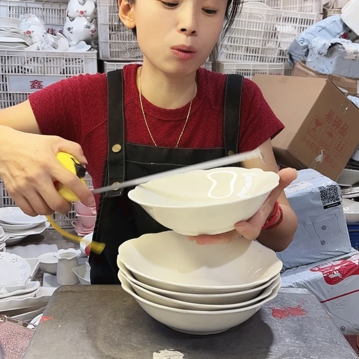 盘8个面碗装zzzzzz