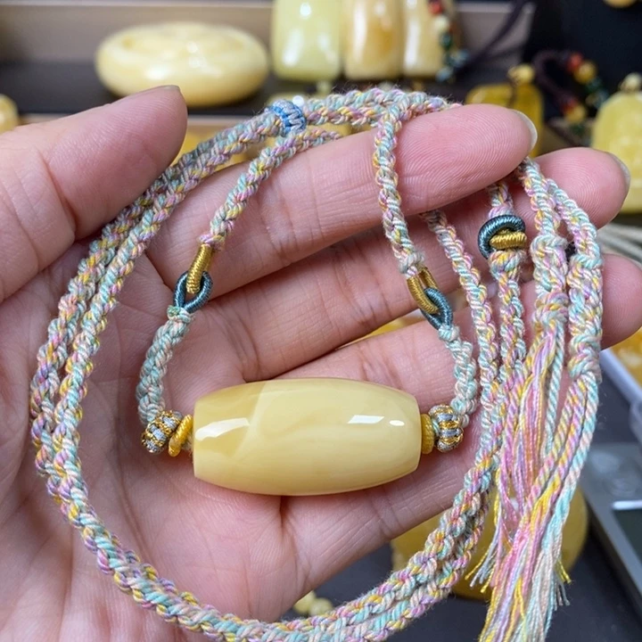 未镶嵌琥珀裸石桶珠