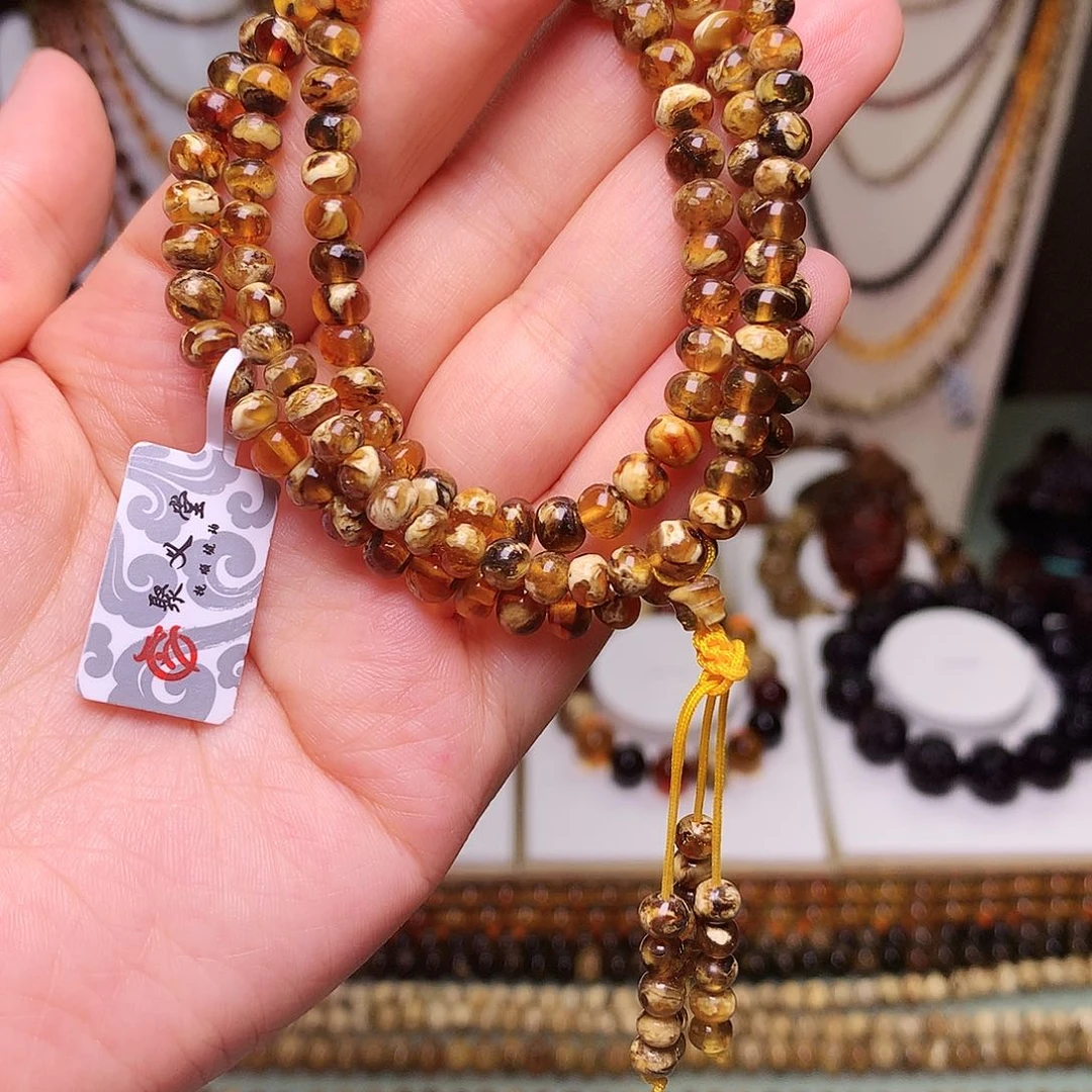 未镶嵌琥珀裸石118/5精品瓷白溶洞