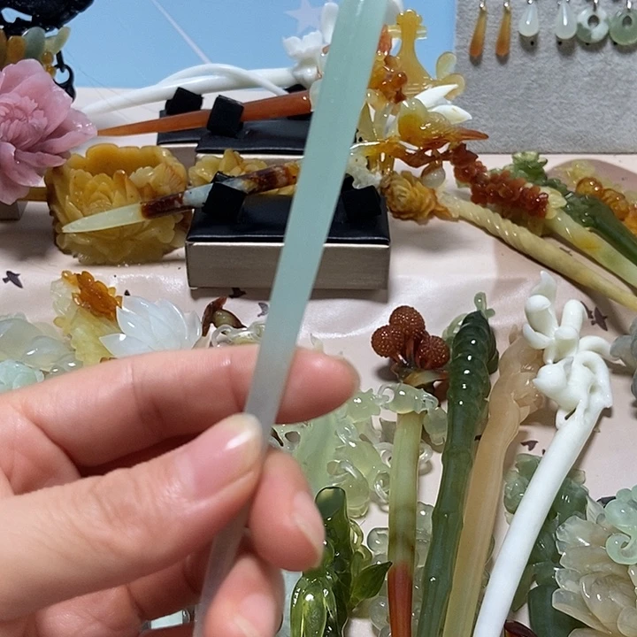 不***行蛇纹石玉未镶嵌发簪