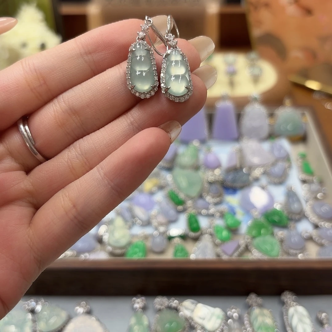 良***霄翡翠银S925镶嵌耳钉
