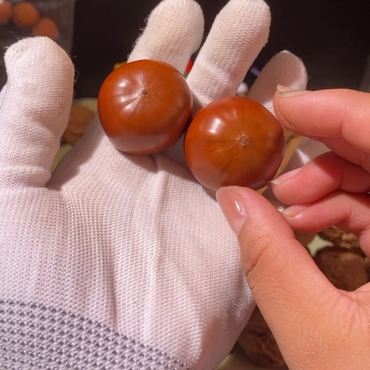 牧***歌手串文玩核桃…………