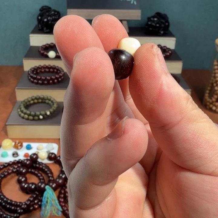 小叶紫檀手串/手链Q****）10.55