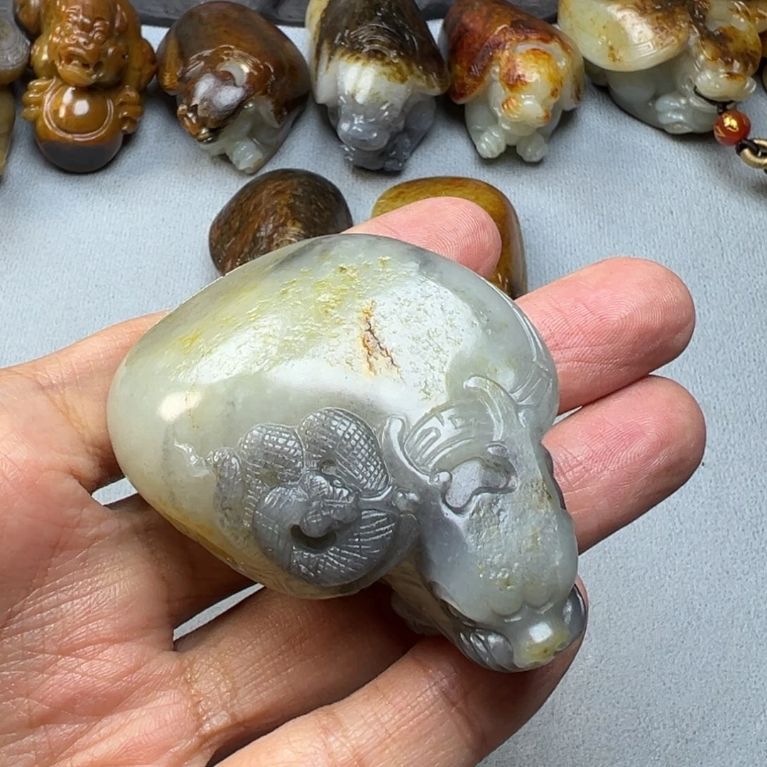 和田玉未镶嵌挂件