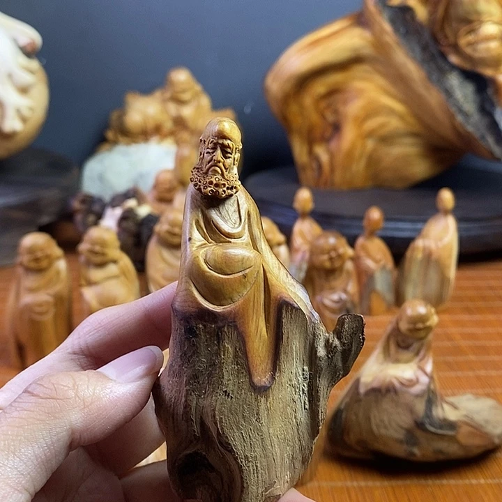 柏木（崖柏）达摩摆件