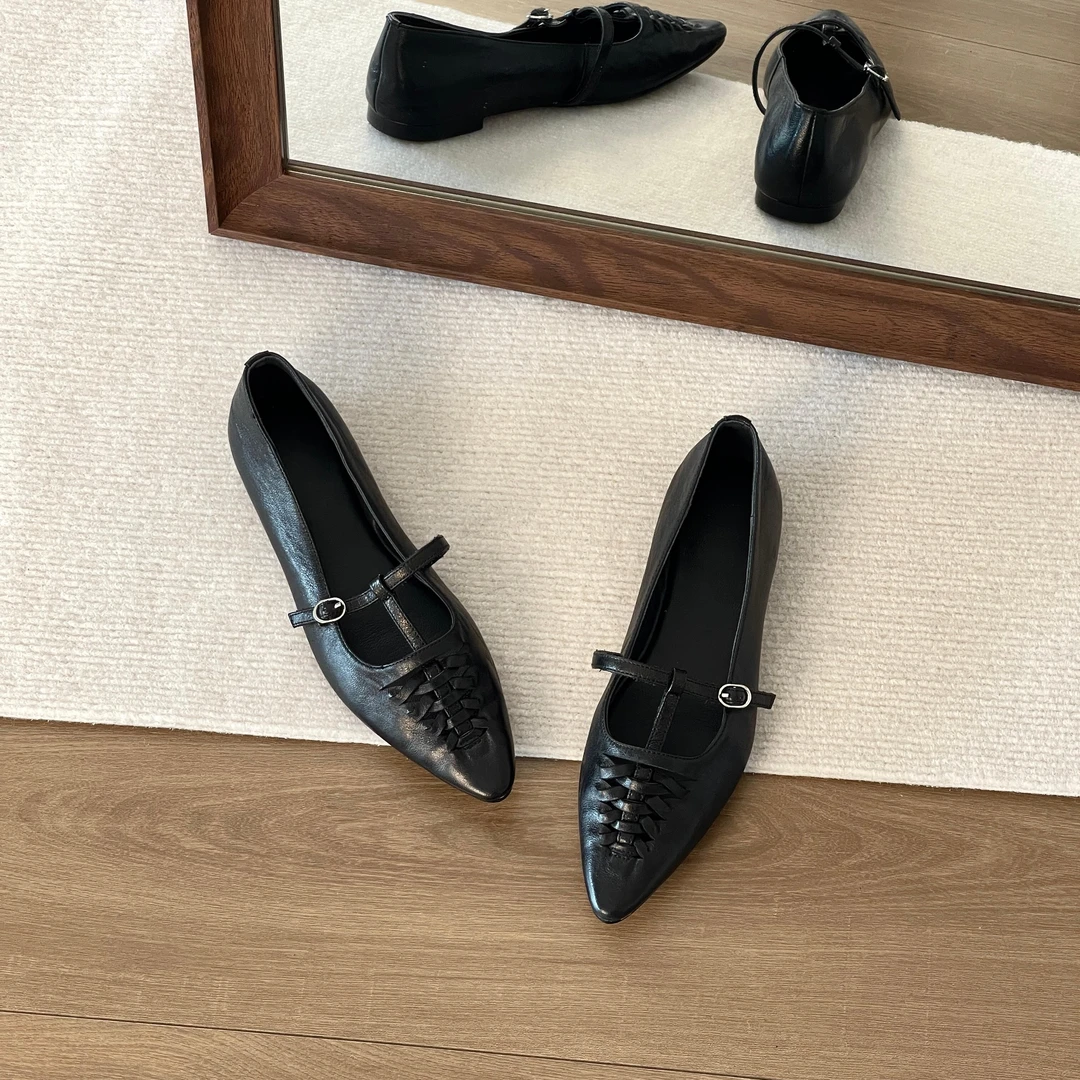 HUSSLOVE 头层羊皮·跟高1CM·韩系简约浅口镂空编织尖头玛丽珍单鞋