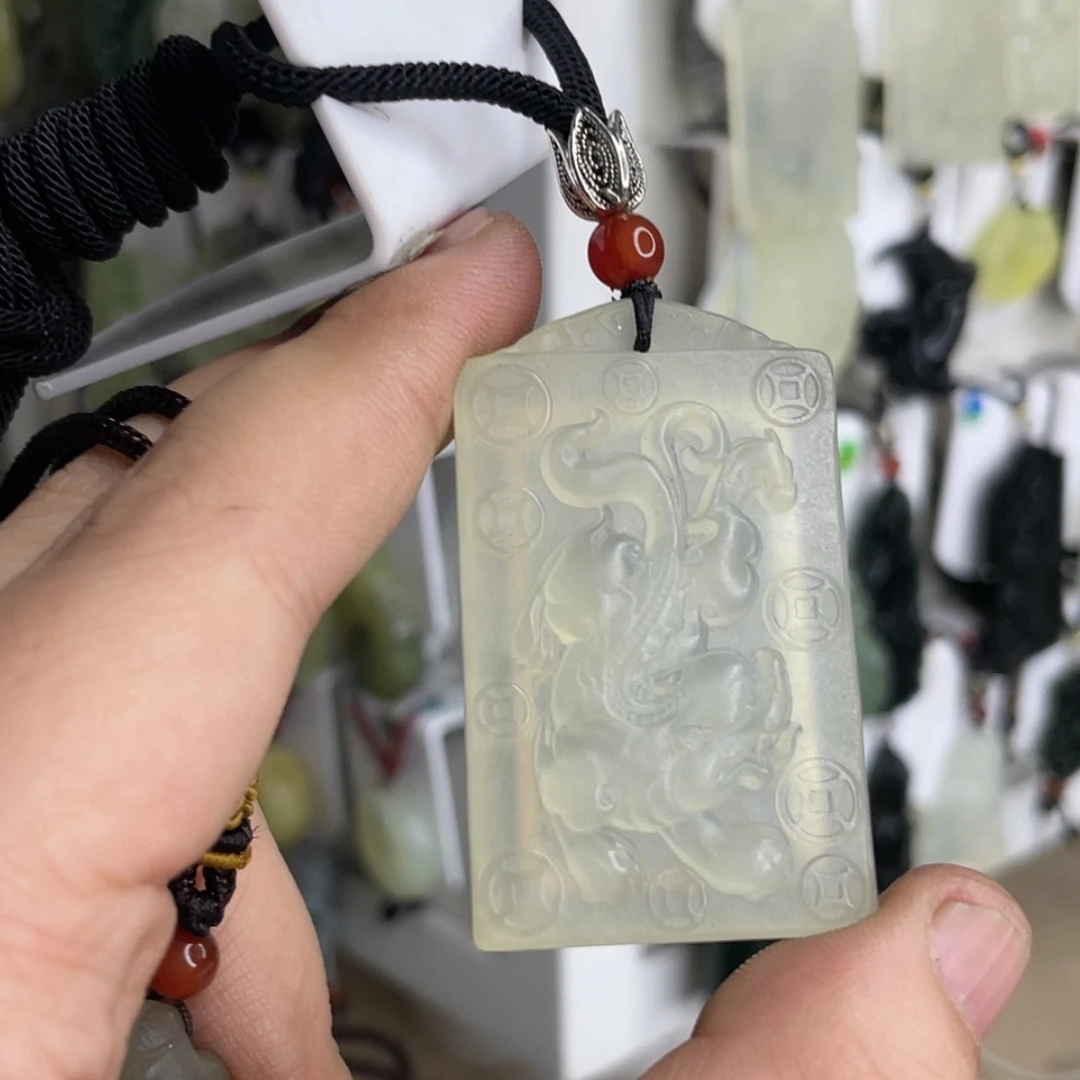 【闪购商品】岫玉颈饰未镶嵌太*.貔貅