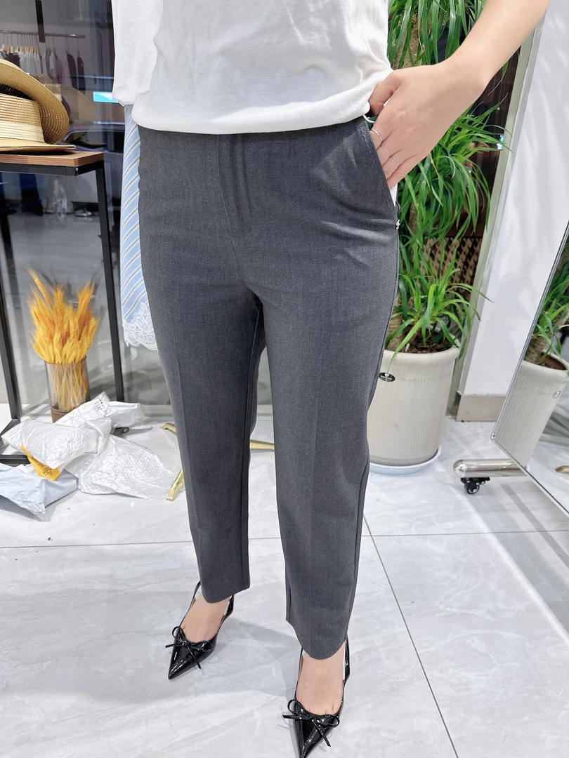 M-miao家灰色小直筒西裤