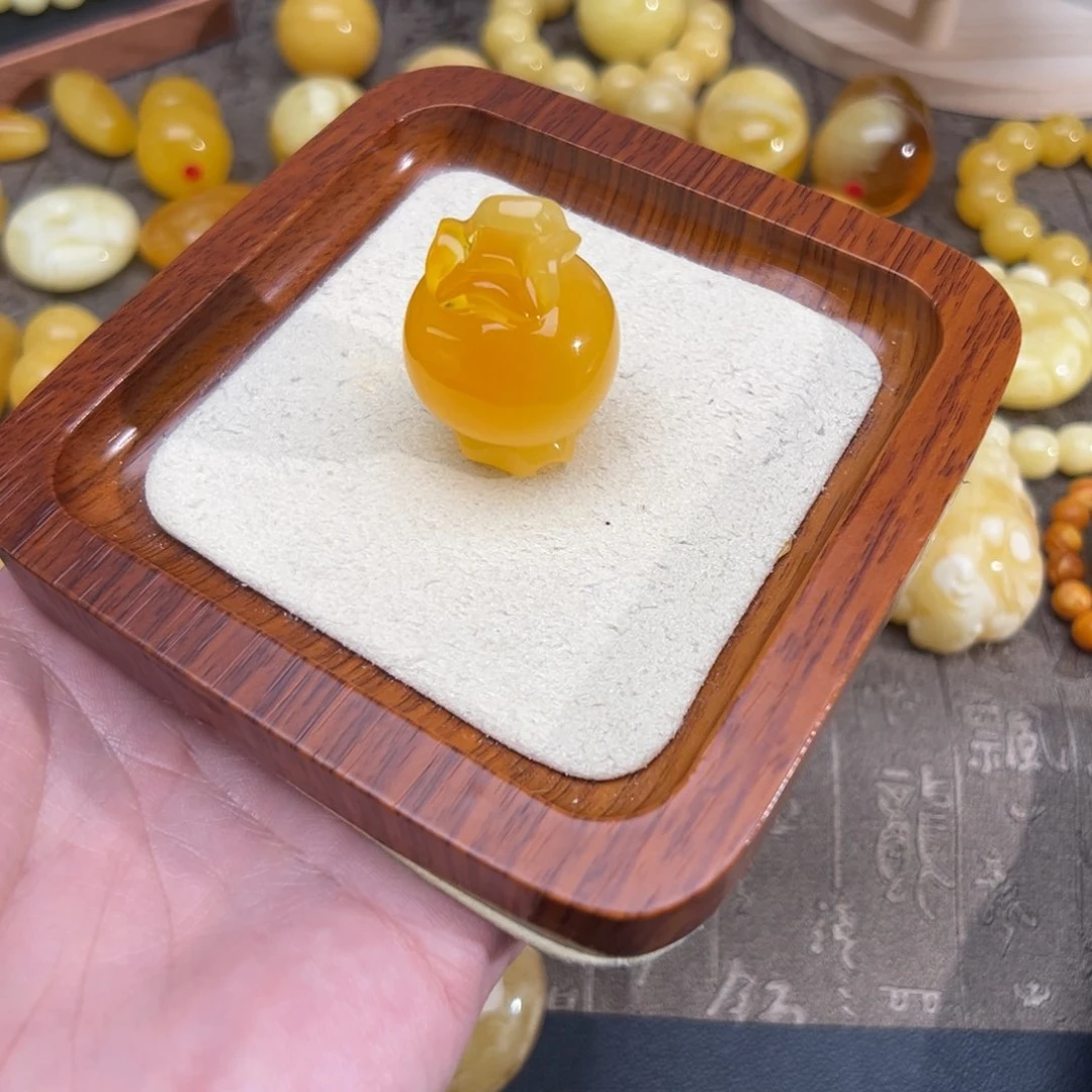 琥珀珠宝奇石未镶嵌琥珀珠宝奇石未镶嵌113
