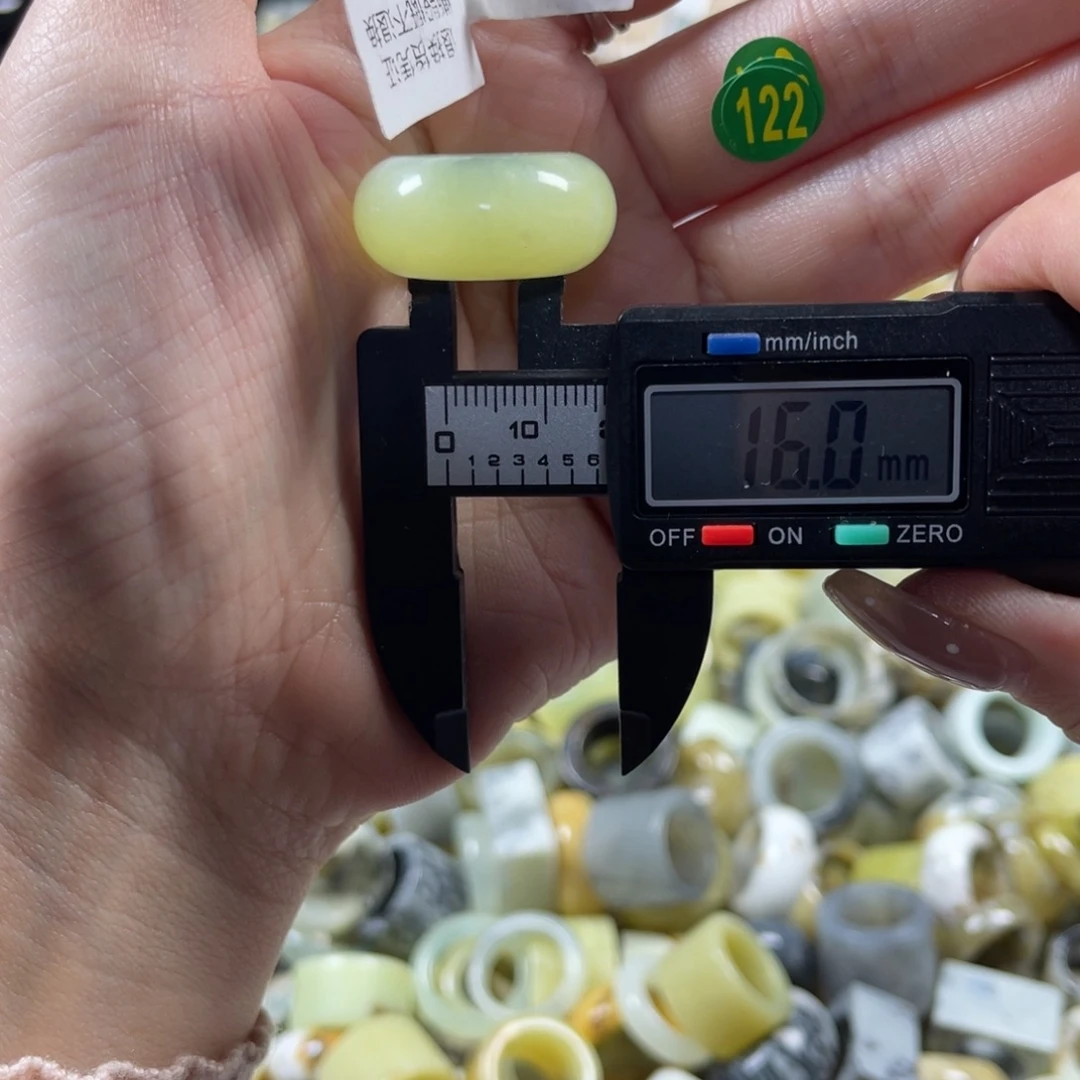 蛇纹石玉合金戒指