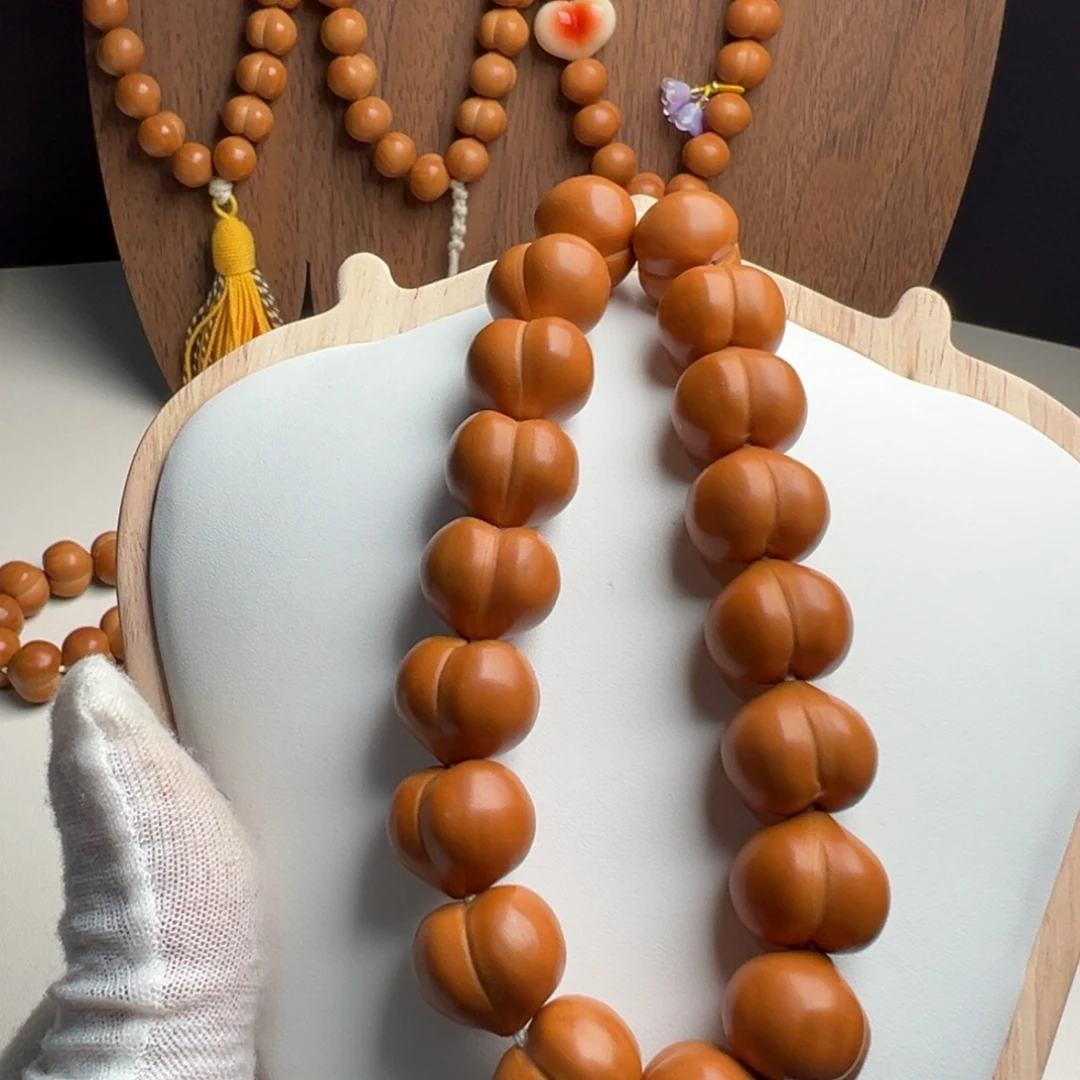 雕***军木质非金属猴头屁桃