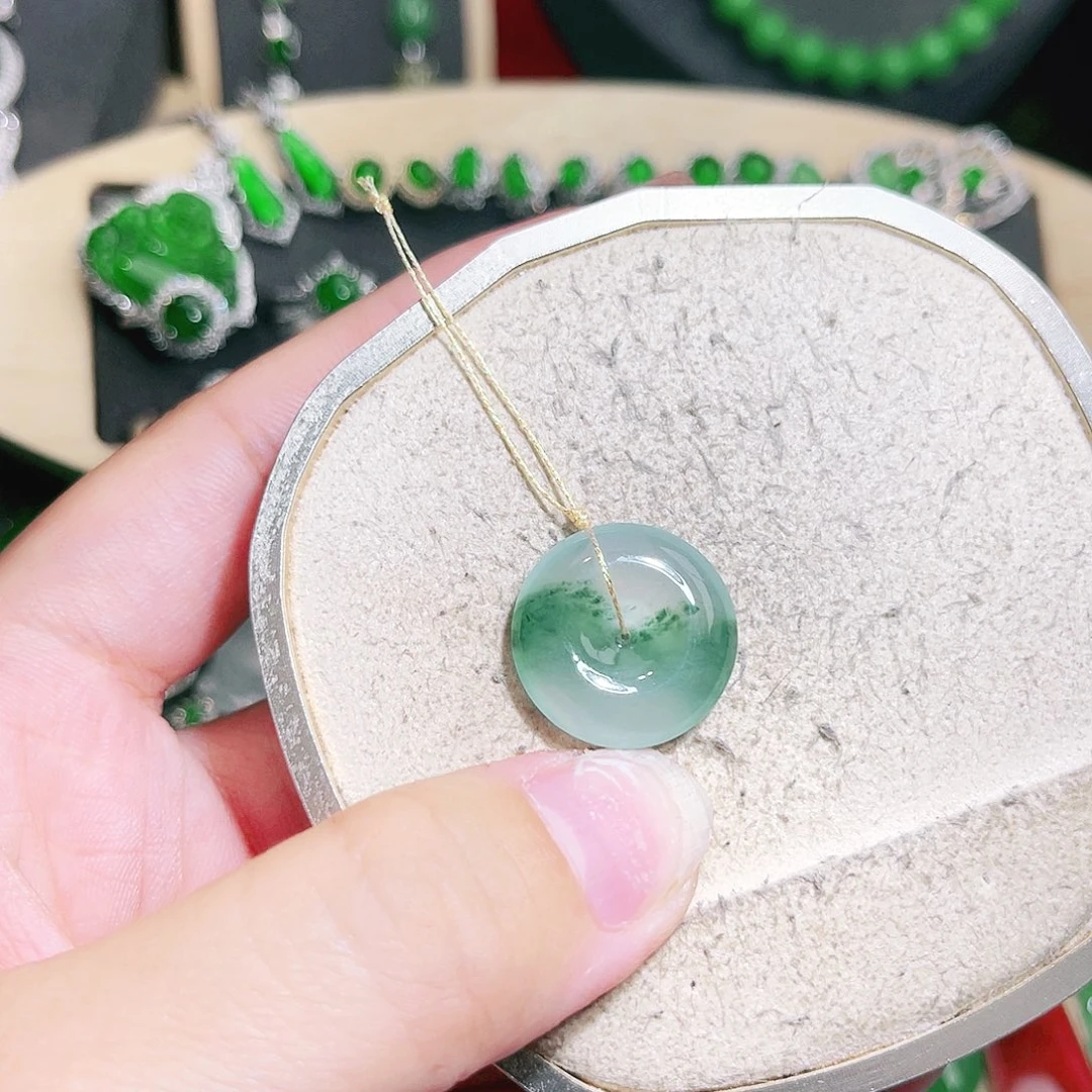 翡翠未镶嵌吊坠(不含链)裸石