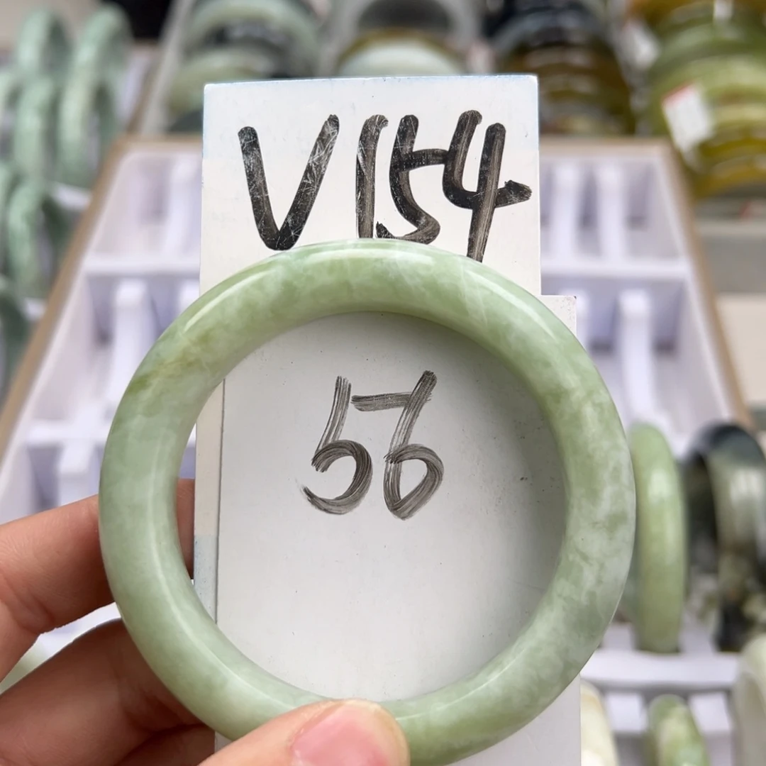 岫玉手镯未镶嵌天然岫玉微瑕