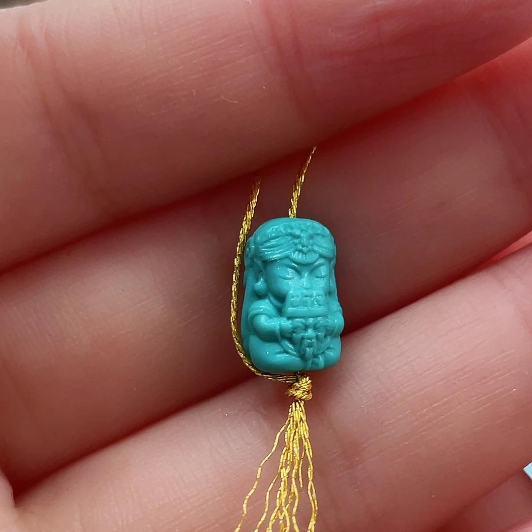 绿松石颈饰未镶嵌