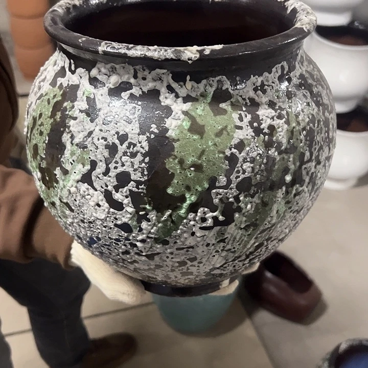 高度24厘米口20厘米