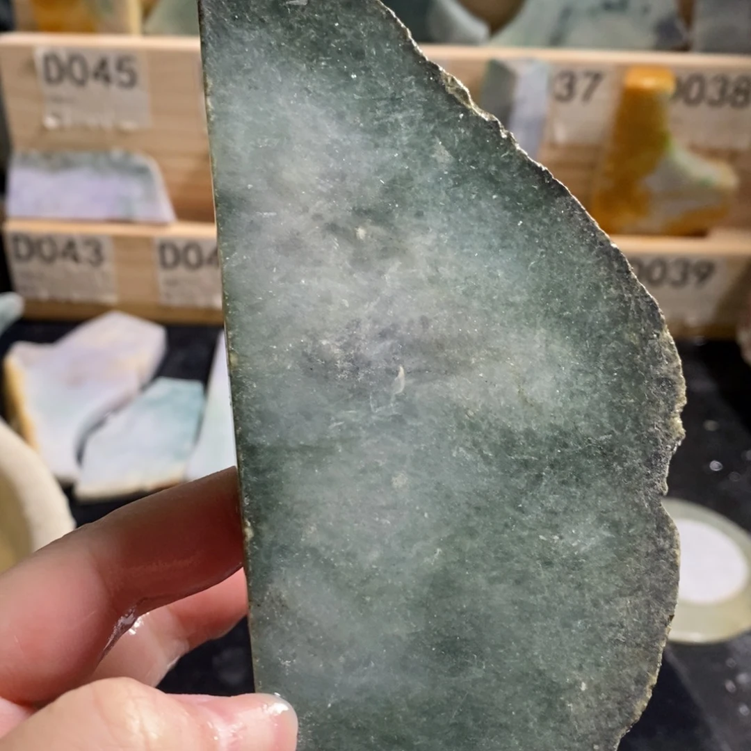 颈饰未镶嵌翡翠天然翡翠