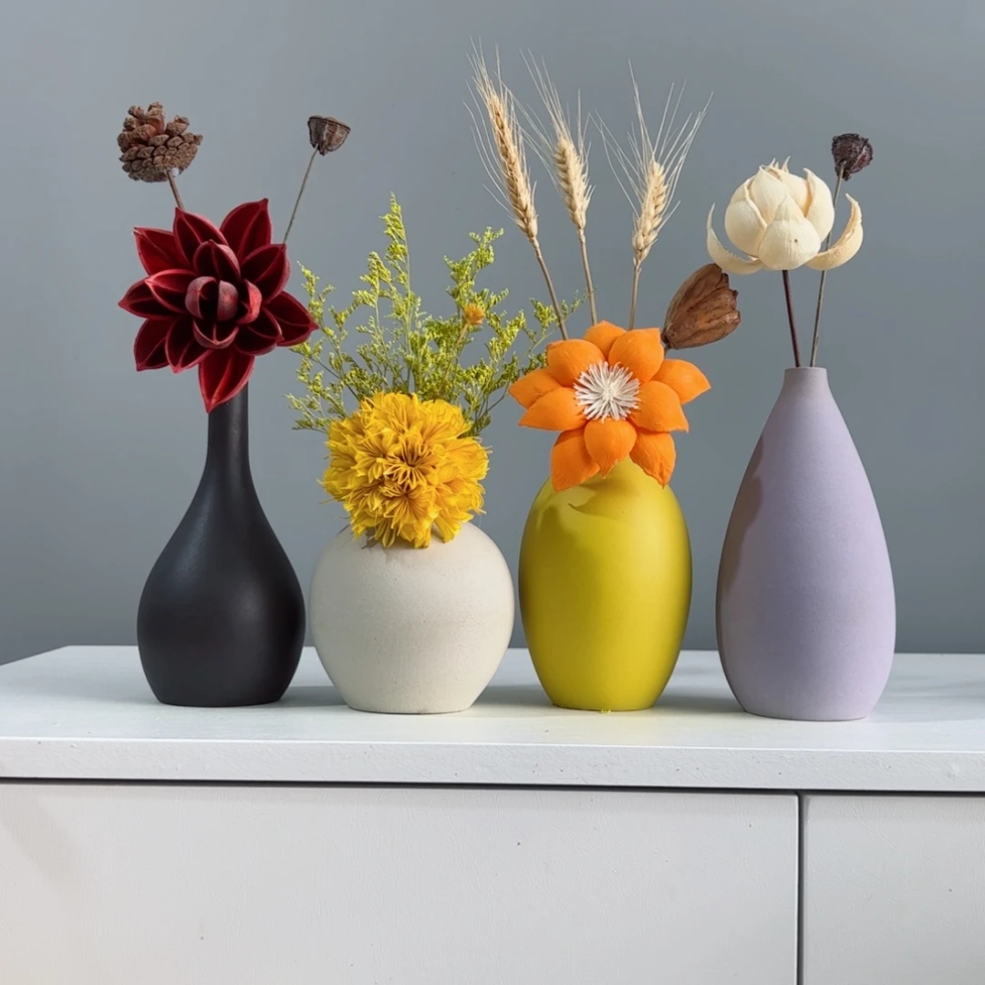 摆件陶瓷小花瓶摆件含花总高约20-30cm