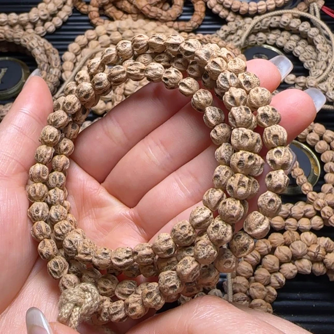 【闪购商品】柏香籽/百香籽吊坠函*