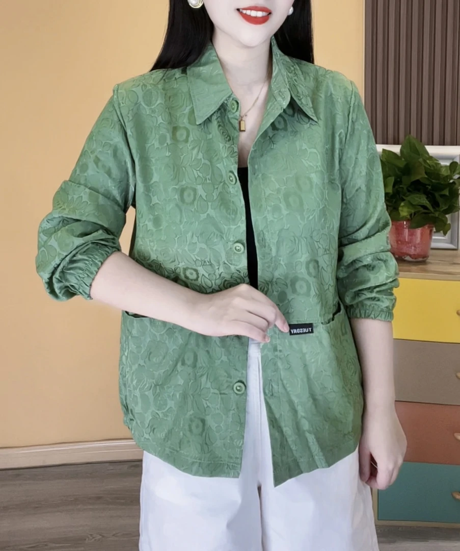 时尚休闲洋气长袖大码透气薄款宽松印花女士显瘦外套