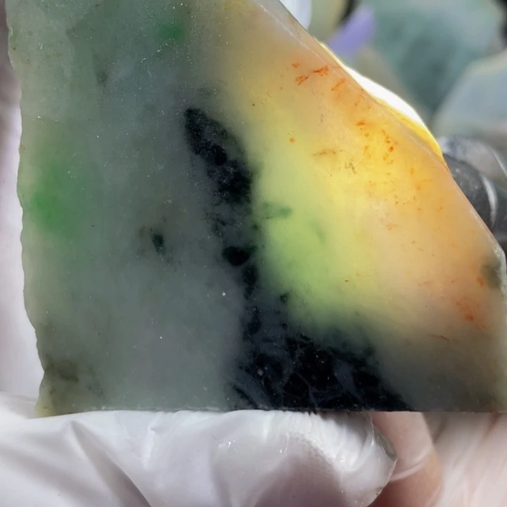 翡翠吊坠(不含链)未镶嵌翡翠边角料