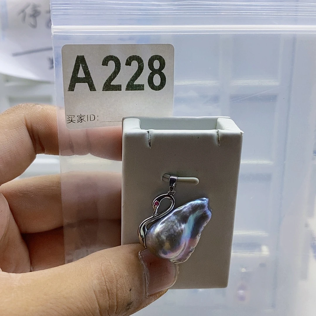 颈饰合金淡水珍珠