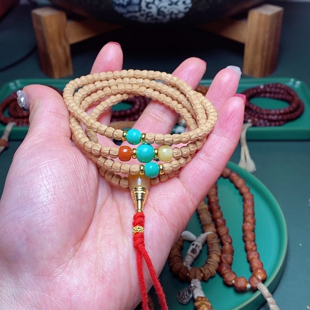 柏香籽/百香籽吊坠199