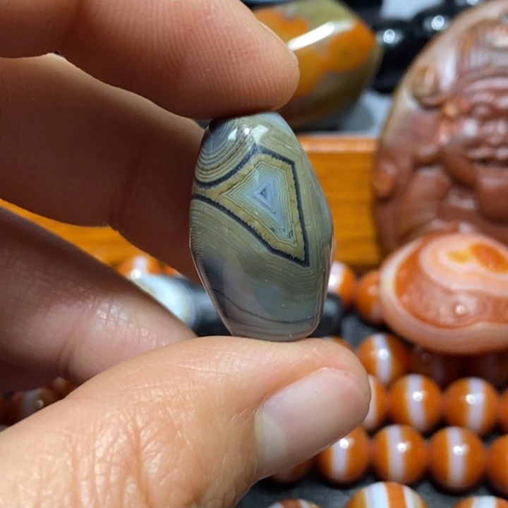 玛瑙/玉髓未镶嵌颈饰