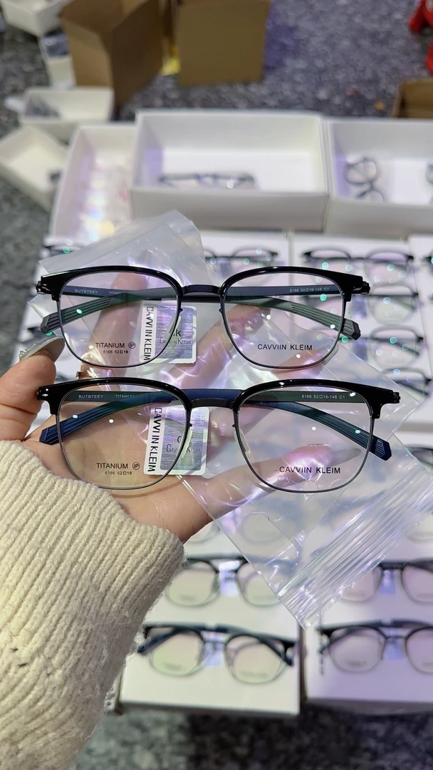 林得款眉毛眼镜钛框轻便设计近视镜架