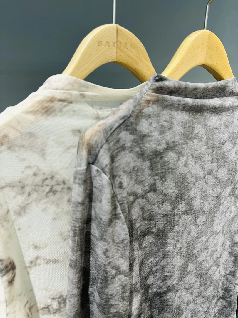 短款半高领长袖女扎染休闲风T恤灰色休闲女士打底衫