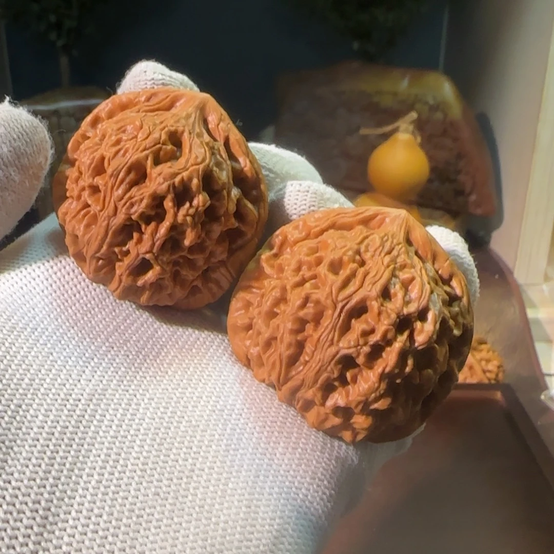 文玩核桃把件水龙纹