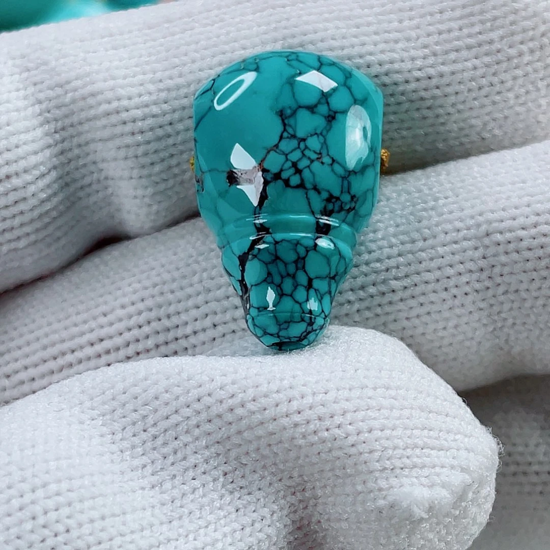 绿松石未镶嵌车挂