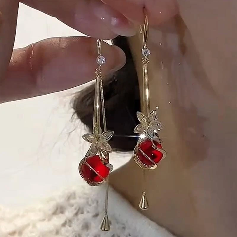 合金耳饰 红色耳环2025新款爆款高级感超仙气质长款流苏耳钉轻奢