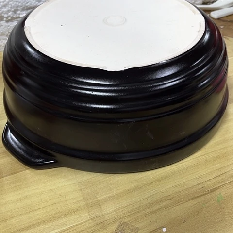 微瑕，明火，口径28高度10变形无盖的小号