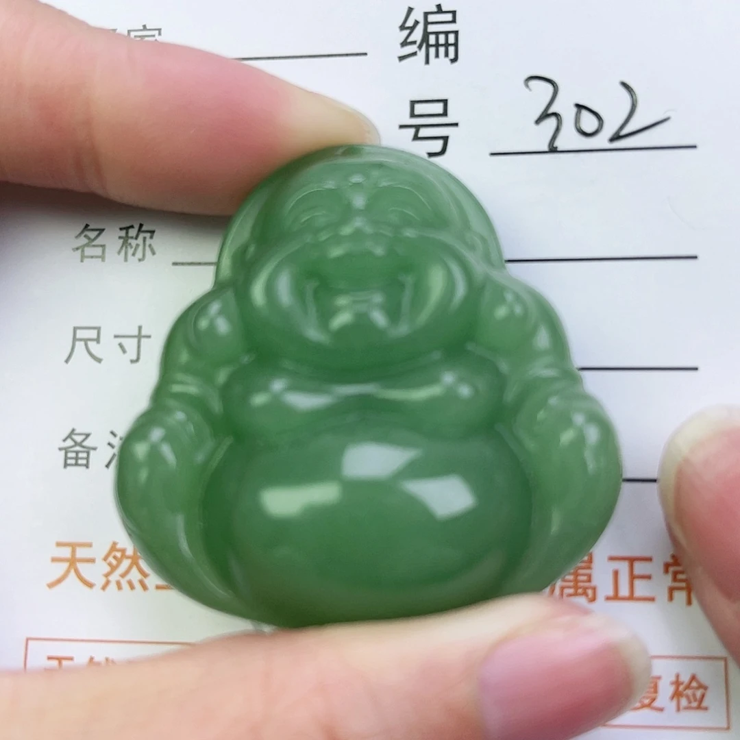 东陵石颈饰未镶嵌佛公