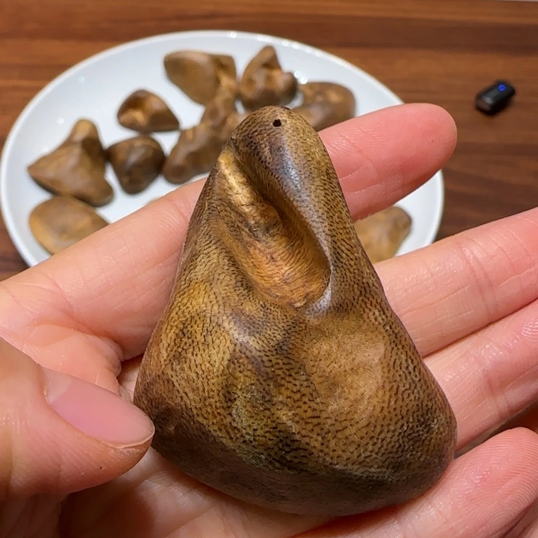 沉香碎屑沉香奇楠小包头6.9克