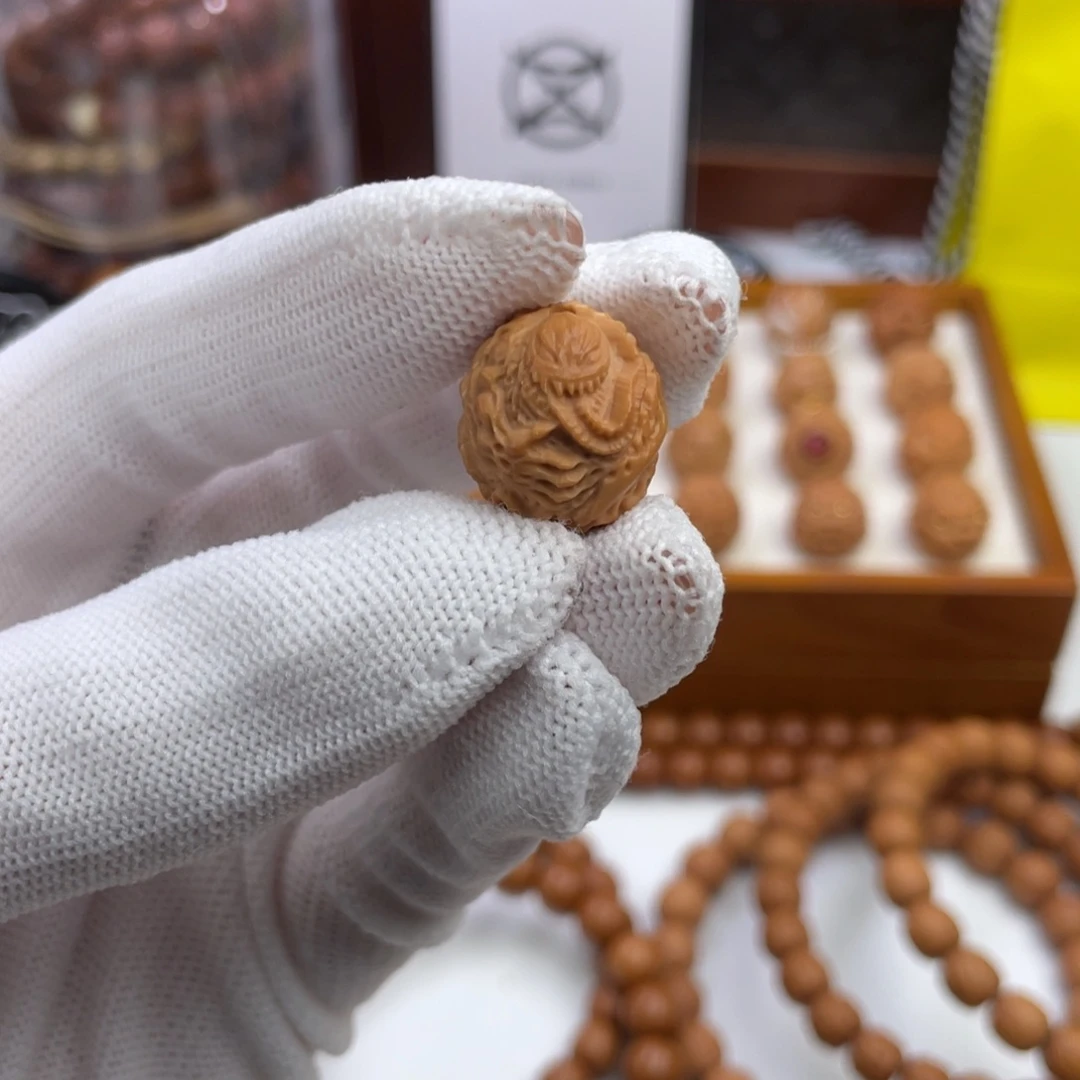 猴头核桃吊坠猴头核桃雕刻