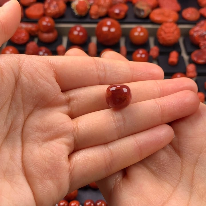 冰***莲南红玛瑙牛血红火焰纹老型单珠13MM+未镶嵌