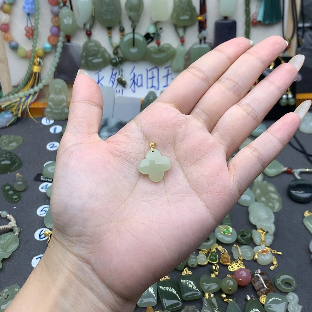 和田玉18K金镶嵌吊坠(不含链)