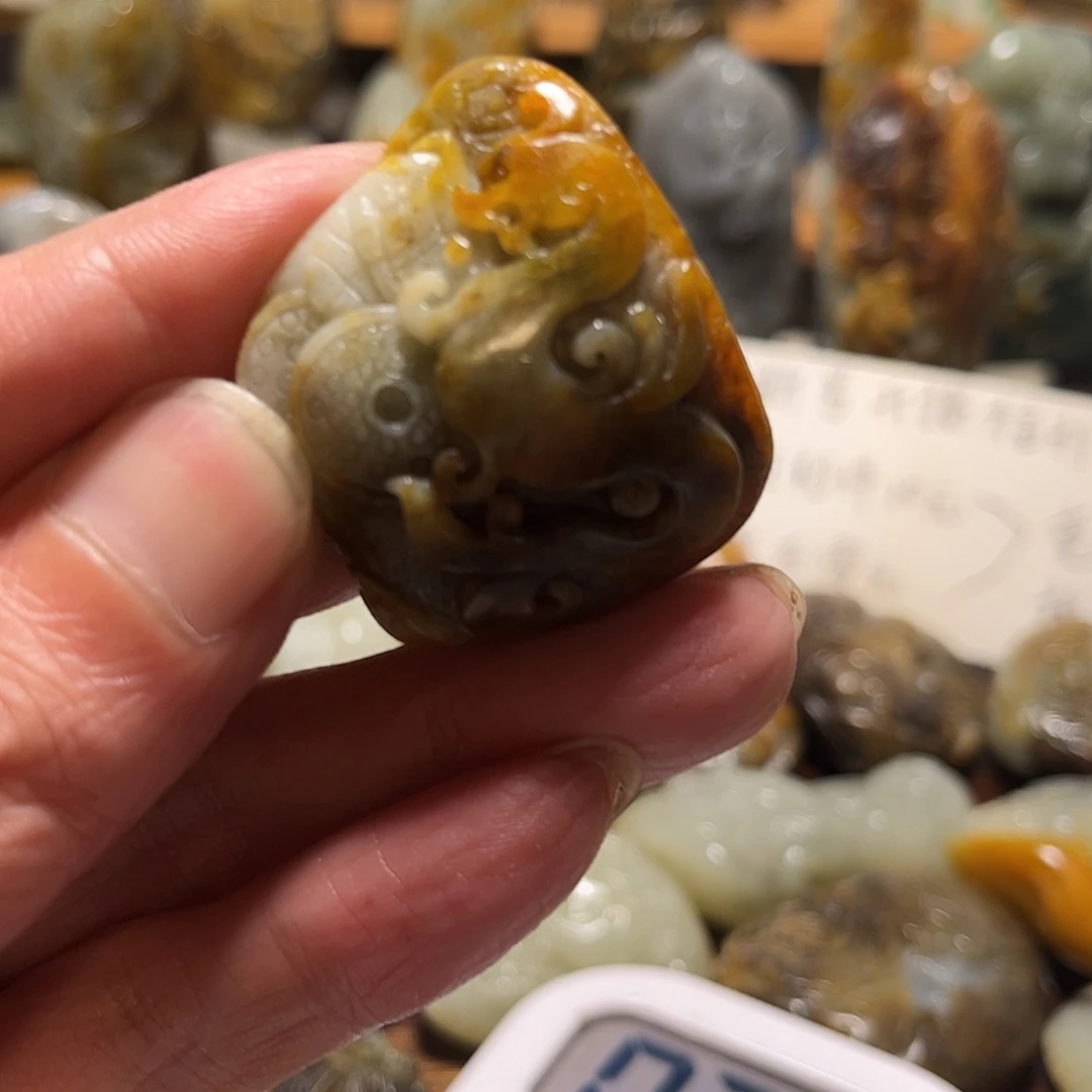 和田玉（子料）未镶嵌车挂