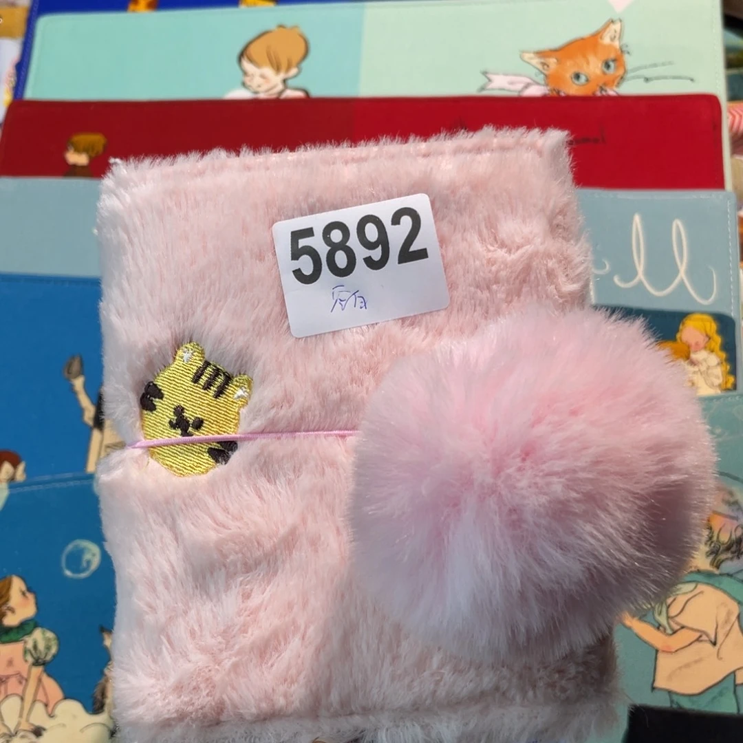 嘿***嘿织绣A7活页加空白纸的5892