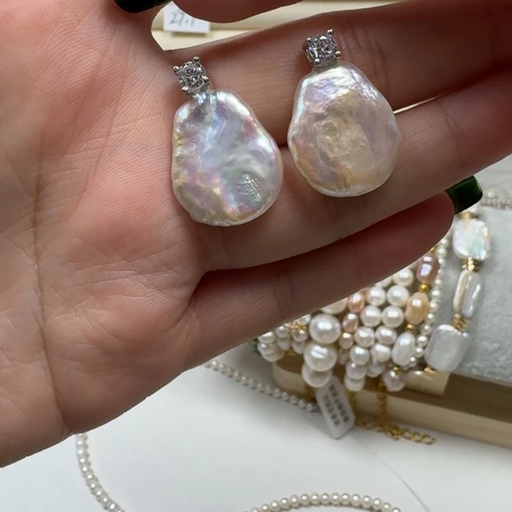 银S925镶嵌淡水珍珠吊坠