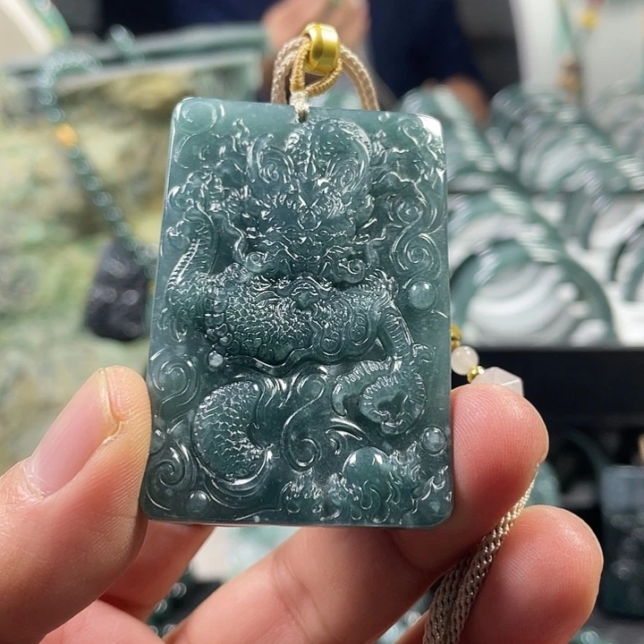 翡翠未镶嵌吊坠(赠链)龙凤方牌