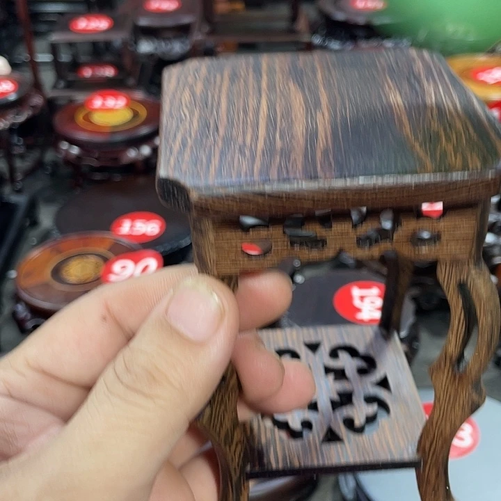 琉璃手工艺品红木底座工艺品