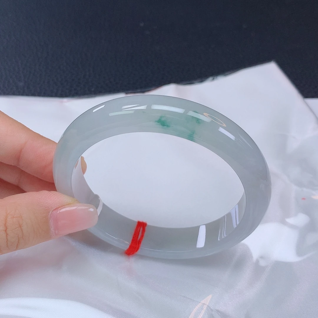 翡翠手镯未镶嵌翡翠3070
